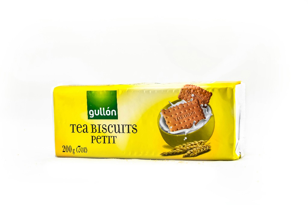 gullon Tea Biscuits Petit 200g